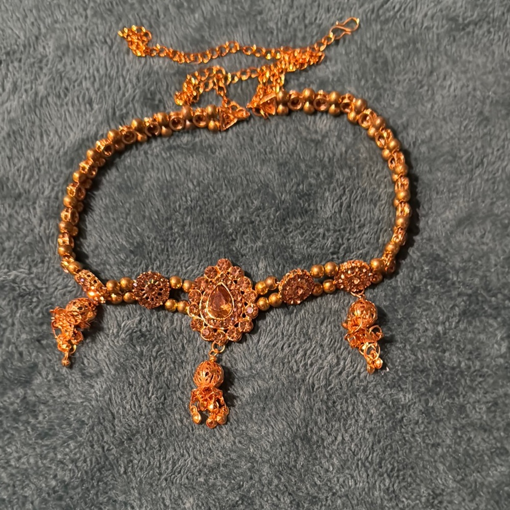 Elegant Choker Necklace